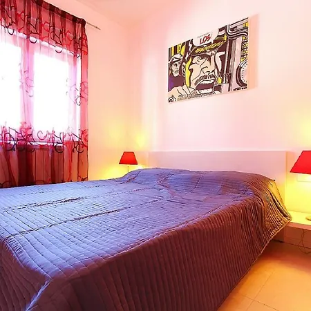 Apartment Con Gusto A Pula
